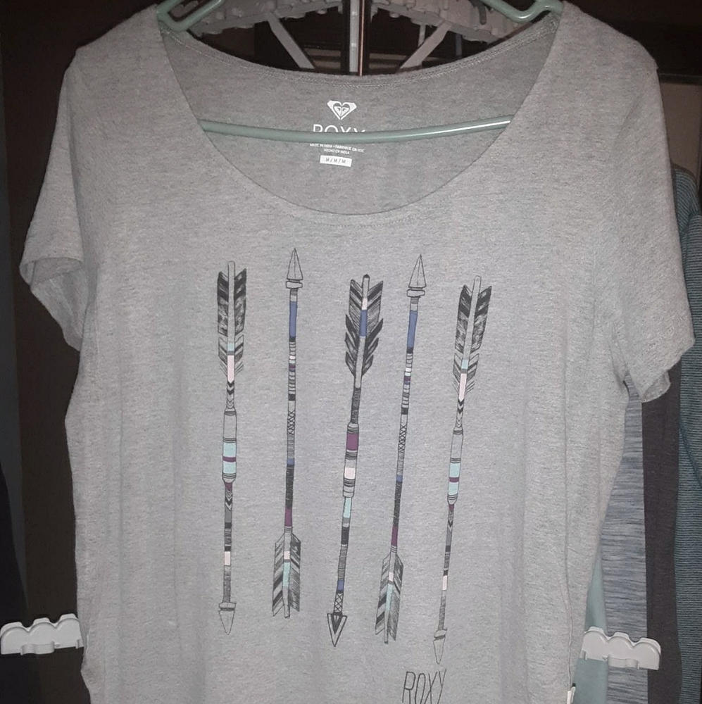Roxy NWOT Women's Medium Gray T-Shirt